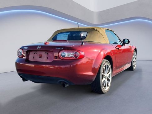 Used 2010 MAZDA MX-5 Miata Grand Touring w/ Premium Pkg RWD image 6