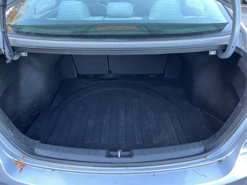 Used 2017 Hyundai Elantra SE FWD image 13