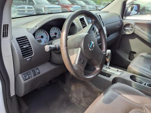 Used 2012 Nissan Xterra PRO-4X w/ Pro-4x Leather Pkg image 12