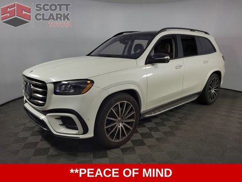 Used 2024 Mercedes-Benz GLS 450 4MATIC image 3