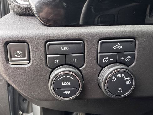 Certified 2023 Chevrolet Silverado 1500 LT AWD/4WD image 23