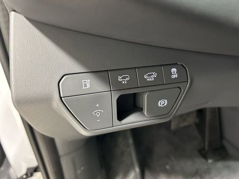 New 2026 Kia EV9 Wind image 11