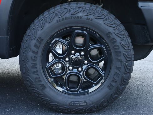 Used 2023 Chevrolet Silverado 1500 ZR2 w/ ZR2 Bison Edition AWD/4WD image 25