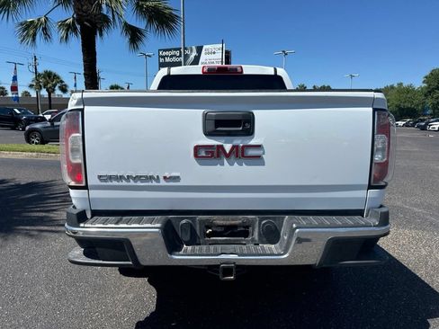 Used 2020 GMC Canyon 2WD Crew Cab w/ Convenience Package image 4