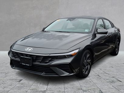 Used 2024 Hyundai Elantra Limited