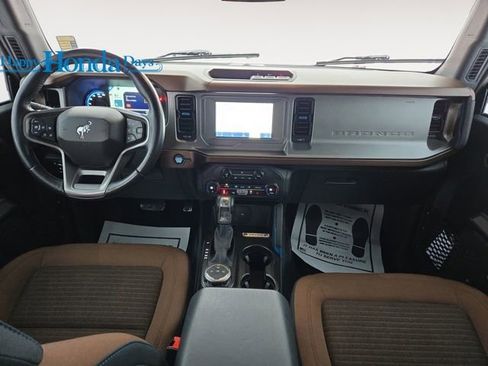 Used 2023 Ford Bronco Outer Banks image 4