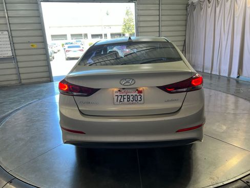 Used 2017 Hyundai Elantra Limited w/ Limited Ultimate Package 05 FWD image 6