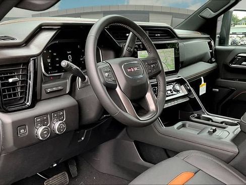 New 2026 GMC Sierra 2500 AT4 w/ AT4 Premium Plus Package AWD/4WD image 7