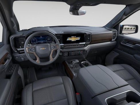 New 2026 Chevrolet Silverado 1500 High Country w/ High Country Premium Package AWD/4WD image 7