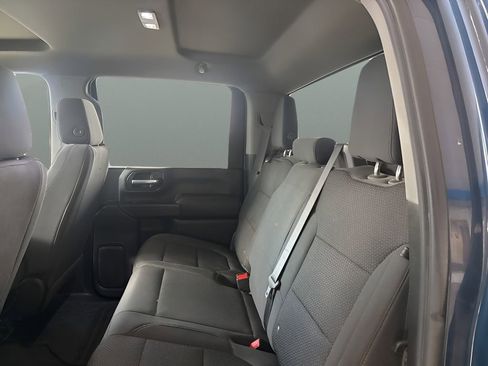 Used 2020 Chevrolet Silverado 2500 Custom w/ Custom Value Package image 22