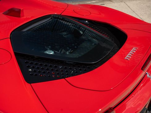 Used 2024 Ferrari SF90 Spider AWD/4WD image 22