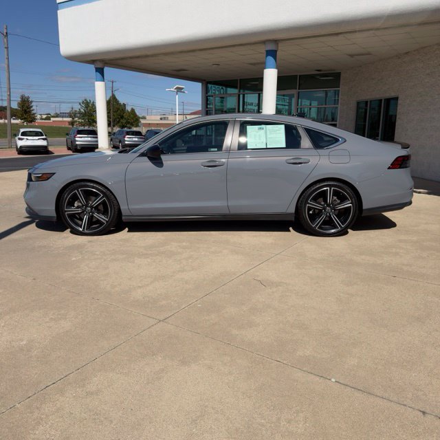 Certified 2023 Honda Accord Sport image 2
