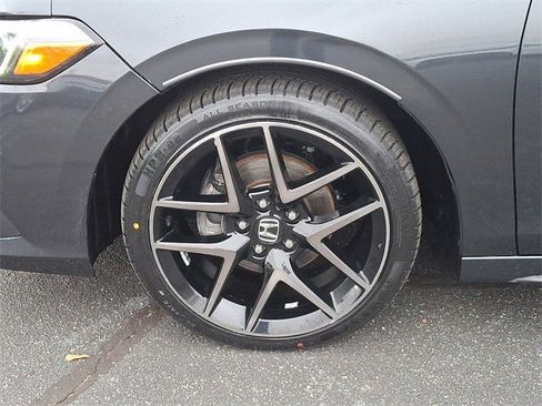 Used 2022 Honda Civic Sport Touring image 8