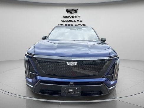New 2026 Cadillac Vistiq Sport w/ LPO, Floor Liner Package image 3