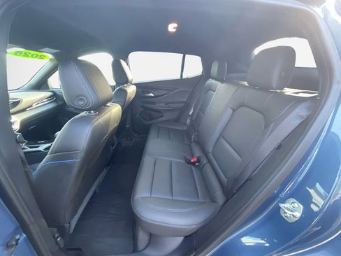 Used 2025 Buick Envista Sport Touring w/ Convenience I Package FWD image 22