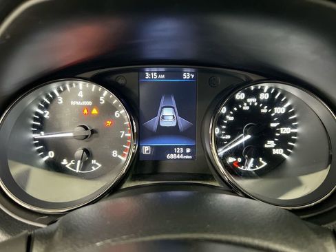 Used 2020 Nissan Rogue SV AWD/4WD image 12