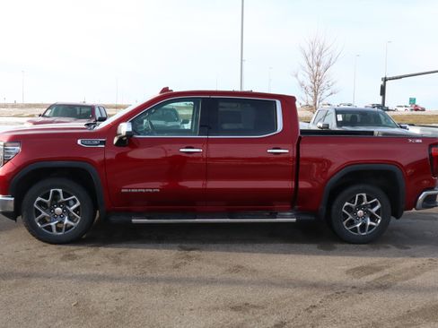 Certified 2024 GMC Sierra 1500 SLT w/ SLT Premium Package image 4