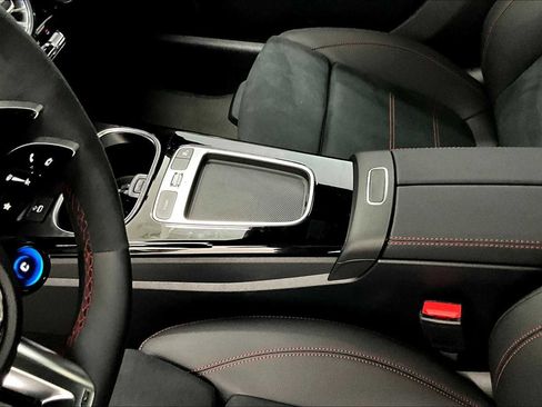 New 2025 Mercedes-Benz CLA 35 AMG 4MATIC image 7