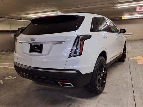 Used 2025 Cadillac XT5 Sportv w/ LPO, Bronce Accent Package image 6
