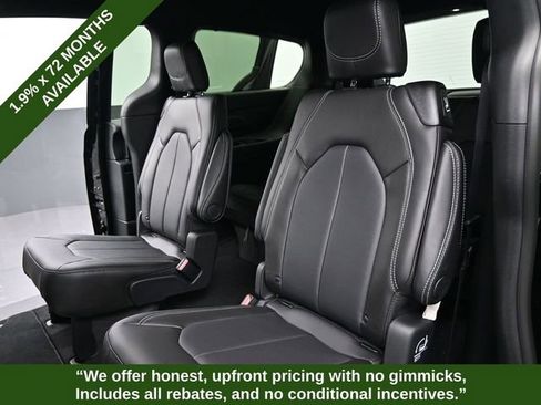 New 2026 Chrysler Voyager LX image 15