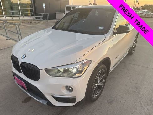 Used 2018 BMW X1 xDrive28i image 4