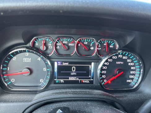 Used 2018 GMC Yukon SLT w/ HD Trailering Package image 20