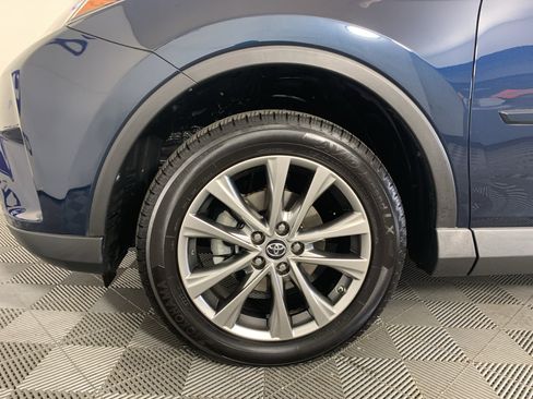 Used 2017 Toyota RAV4 Limited AWD/4WD image 11