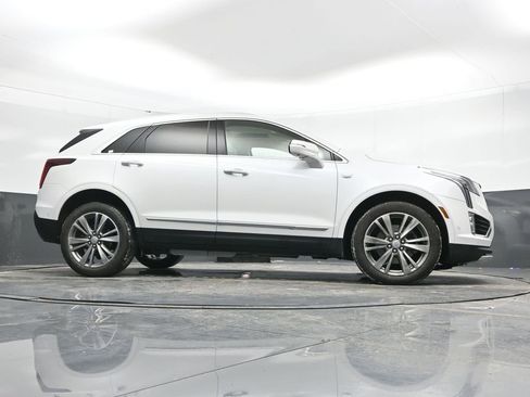 Used 2022 Cadillac XT5 Premium Luxury w/ Technology Package image 46