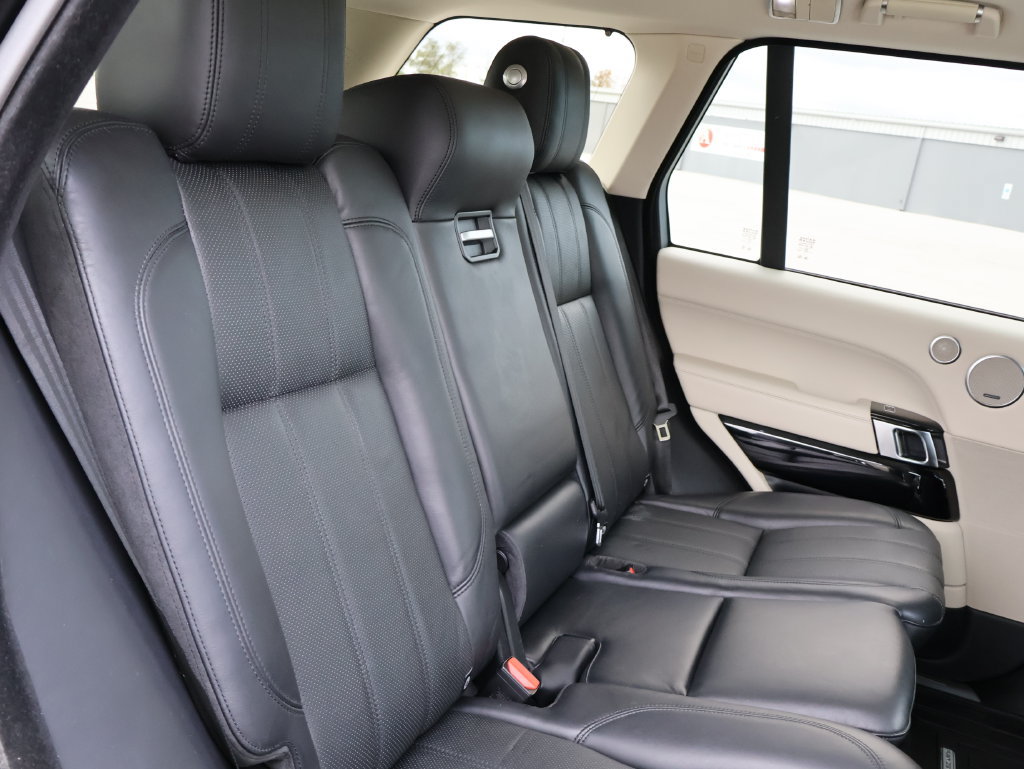 Used 2013 Land Rover Range Rover HSE AWD/4WD image 12