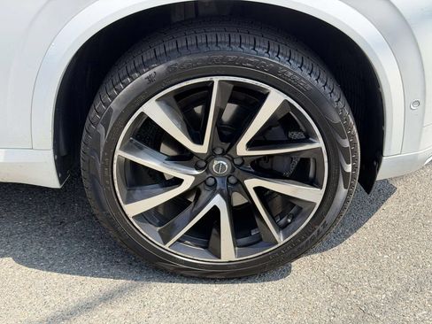 Used 2018 Volvo XC90 T6 Momentum w/ Convenience Package AWD/4WD image 25