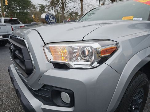 Used 2022 Toyota Tacoma SR5 image 29