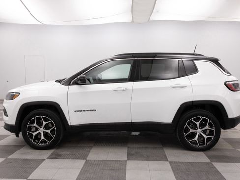 Used 2024 Jeep Compass Limited AWD/4WD image 6