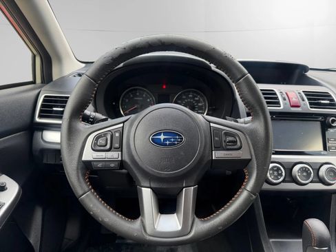 Used 2017 Subaru Crosstrek 2.0i Premium w/ Popular Package #1 AWD/4WD image 14