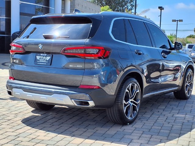 Used 2022 BMW X5 sDrive40i w/ Parking Assistance Package RWD image 6