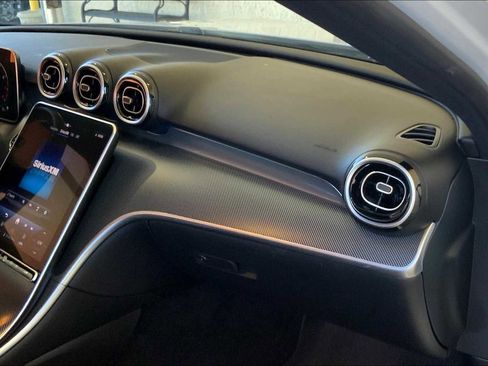 Used 2024 Mercedes-Benz C 300 4MATIC Sedan image 18