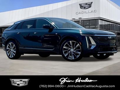 Certified 2025 Cadillac Lyriq Luxury w/ LPO, Floor Liner Package