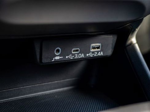 Certified 2024 Subaru Crosstrek 2.0i Premium image 38