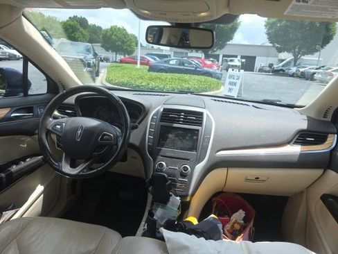 Used 2015 Lincoln MKC AWD w/ Equipment Group 101A Select image 11