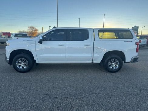 Used 2020 Chevrolet Silverado 1500 LT w/ Convenience Package image 6