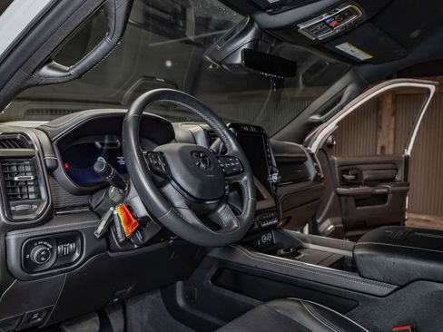 Used 2023 RAM 2500 Limited image 16