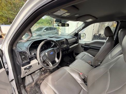 Used 2018 Ford F150 XL w/ Trailer Tow Package image 8