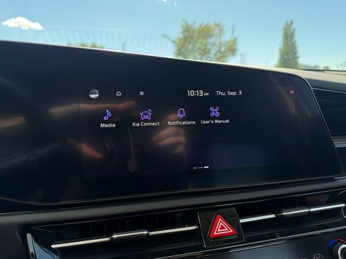 Used 2023 Kia Niro Wind w/ Wind Preserve Package FWD image 71