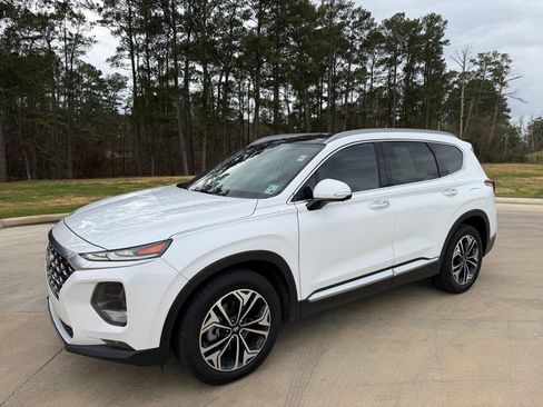 Used 2019 Hyundai Santa Fe FWD image 1