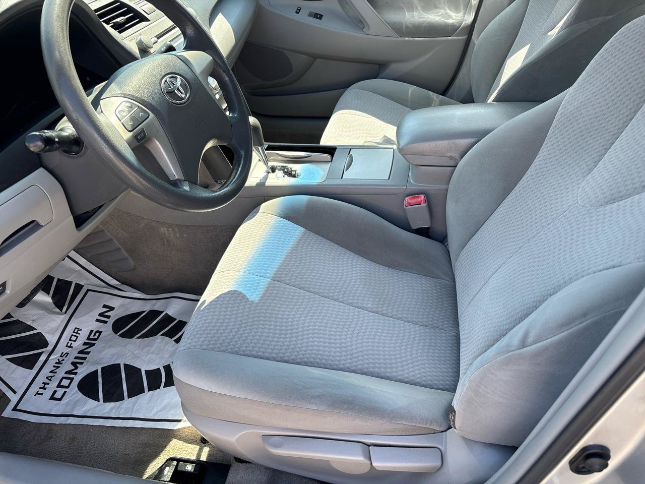 Used 2010 Toyota Camry FWD image 18