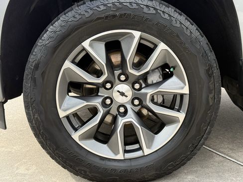 Used 2024 Chevrolet Silverado 1500 RST image 12