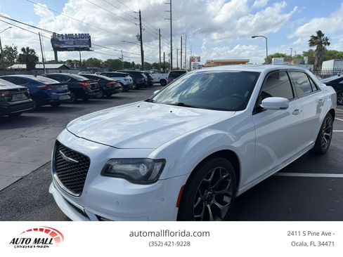 Used 2018 Chrysler 300 S w/ 300S Premium Group image 1