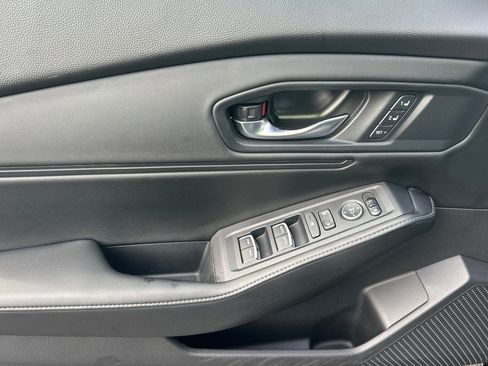 Used 2023 Honda Accord Sport image 10