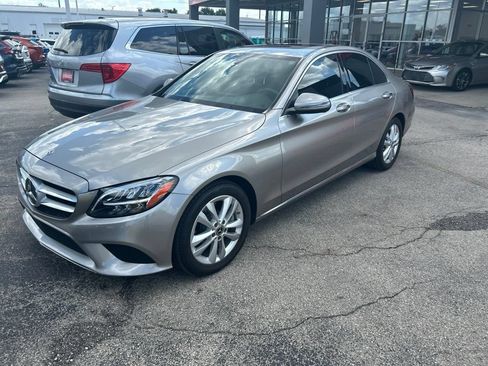Used 2019 Mercedes-Benz C 300 Sedan image 4