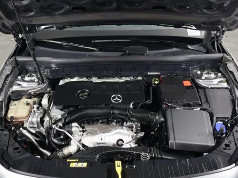 Certified 2023 Mercedes-Benz GLB 250 4MATIC image 15