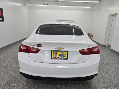 Used 2017 Chevrolet Malibu LT FWD image 5